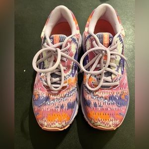 Women’s Brooks Running Shoes. Size 8